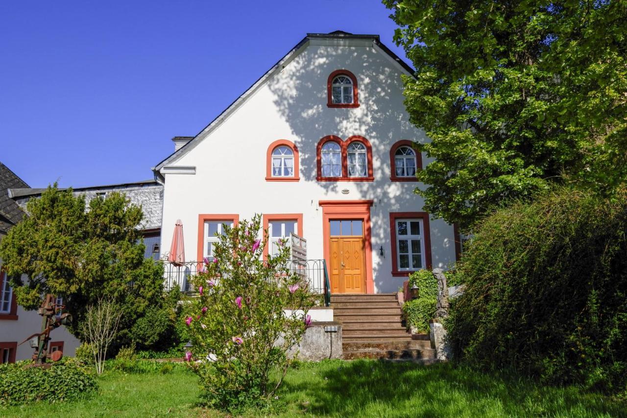 Hotel Klostermuehle Siebenborn Maring-Noviand Exteriör bild