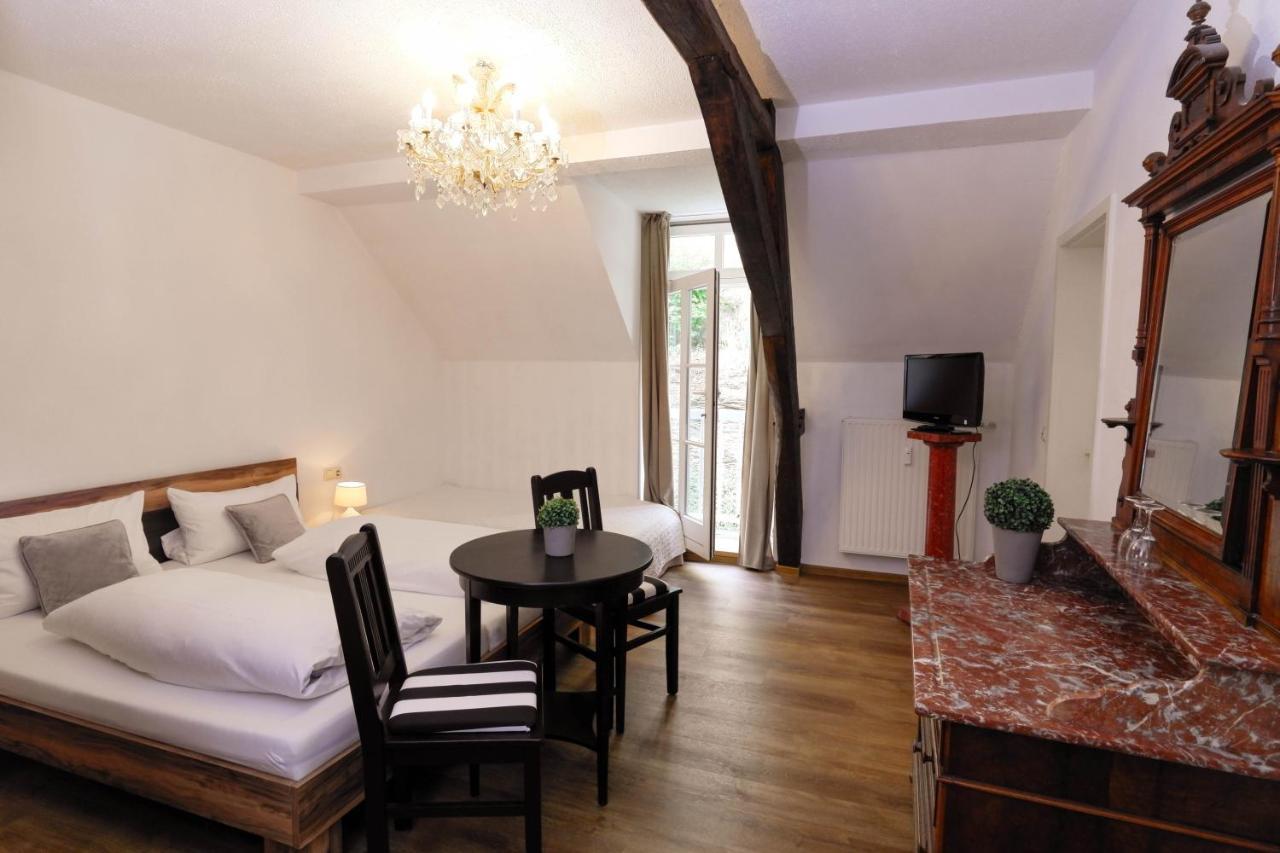 Hotel Klostermuehle Siebenborn Maring-Noviand Exteriör bild