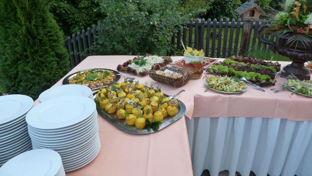 Hotel Klostermuehle Siebenborn Maring-Noviand Rum bild